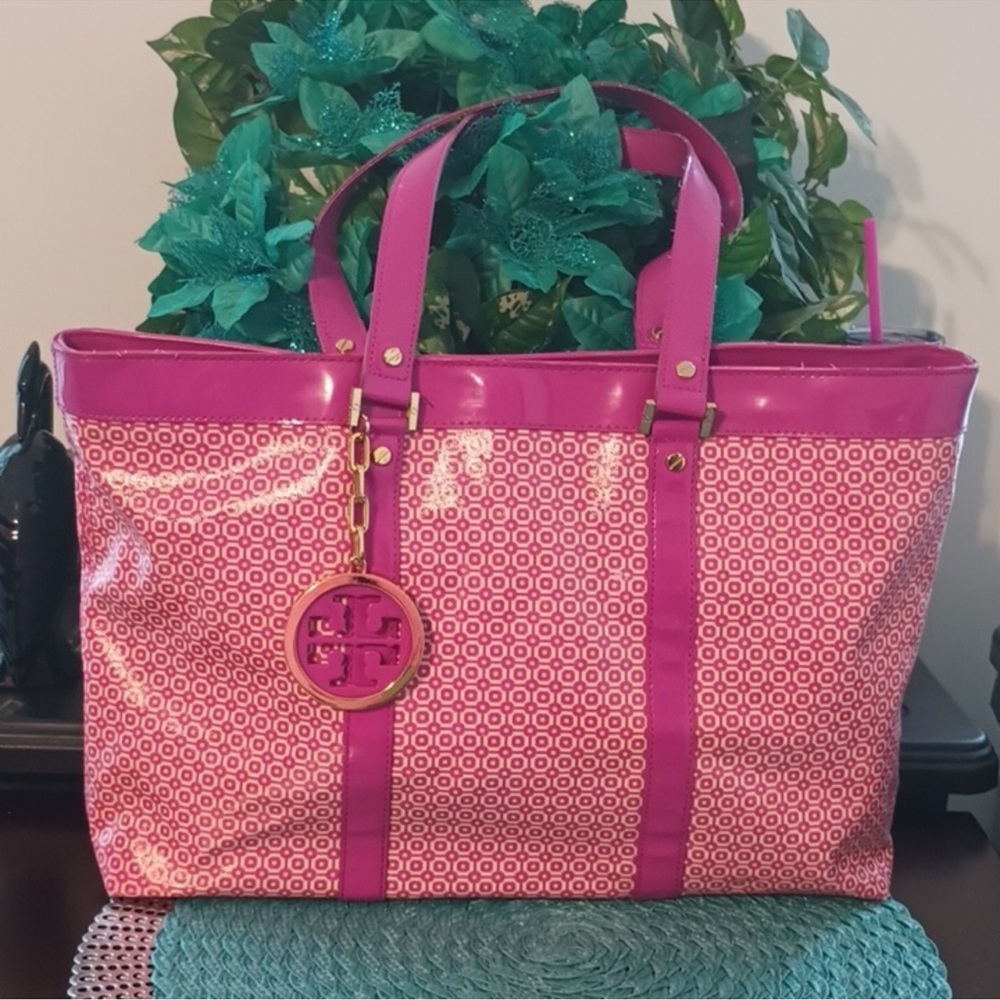 Tory Burch Pink Geometric Tote - Picture 5 of 10